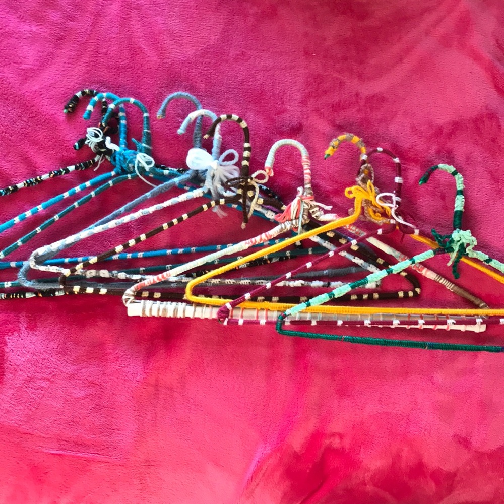 Knitted Hangers Assorted Colours (pkg of 10)